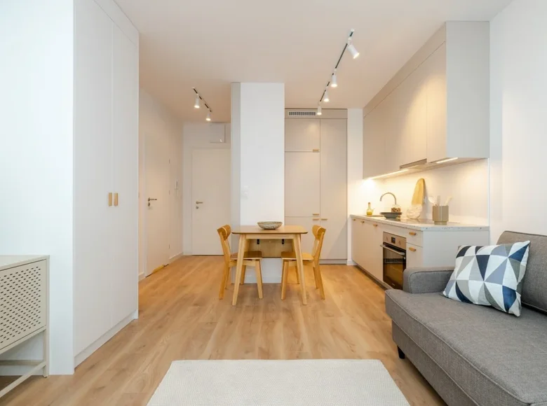 2 room apartment 34 m² Warsaw, Poland