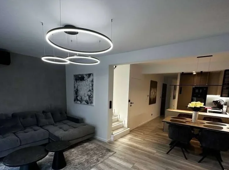 2 bedroom apartment 73 m² Pruszkow, Poland