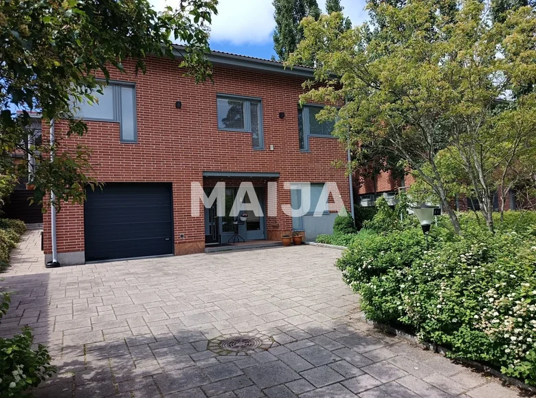 Дом 5 комнат 185 м² Helsinki sub region, Финляндия