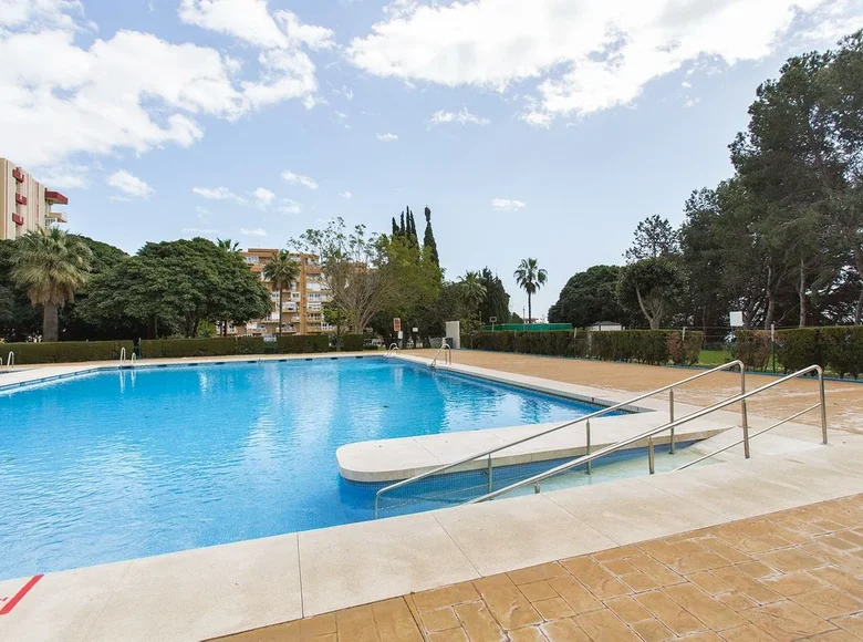 Mieszkanie 3 pokoi 49 m² Benalmadena, Hiszpania