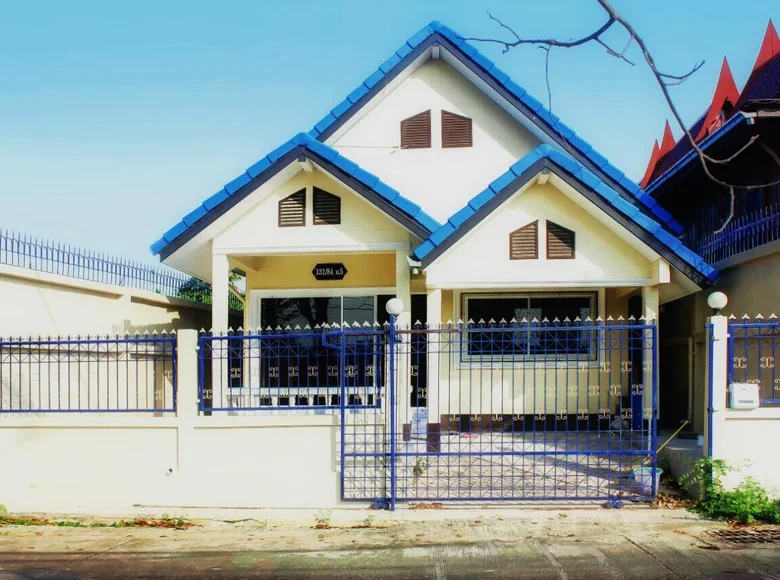 Villa de 2 dormitorios 80 m² Na Kluea, Tailandia