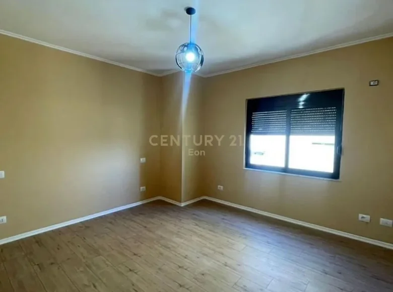 Mieszkanie 2 pokoi  Bashkia Durres, Albania