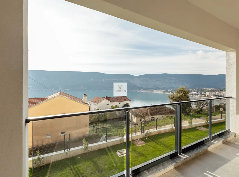 1 bedroom apartment 70 m² Herceg Novi, Montenegro