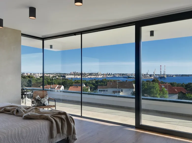 Willa 7 pokojów 400 m² Pula, Chorwacja