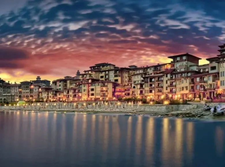 Квартира 1 спальня 50 м² Святой Влас, Болгария