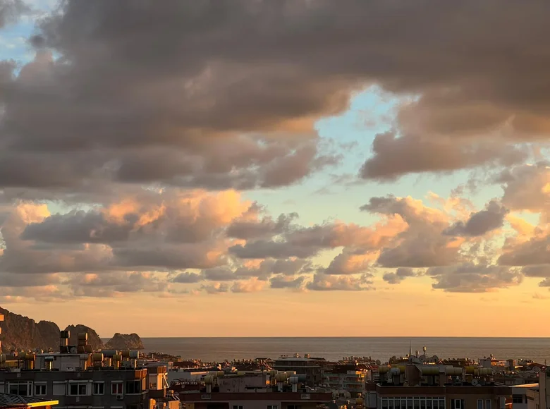 Квартира 2 комнаты  Аланья, Турция