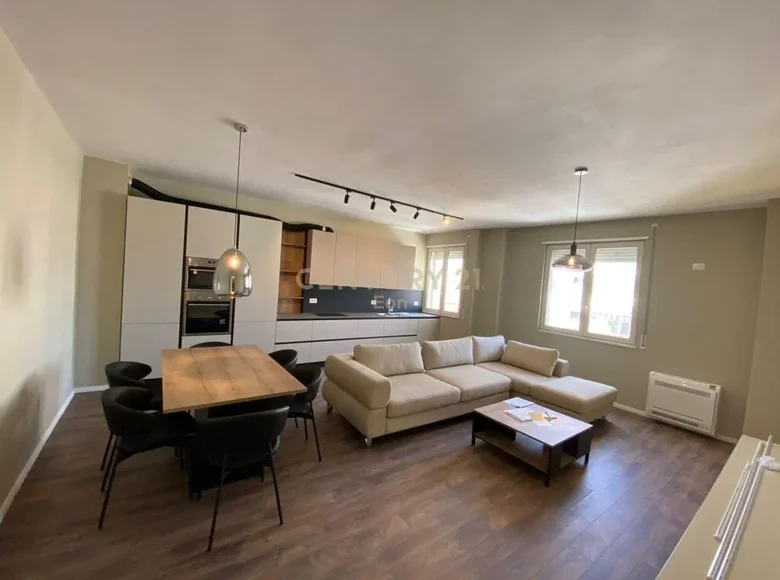 1-комнатная квартира в новостройке у Порта Дуррес! 