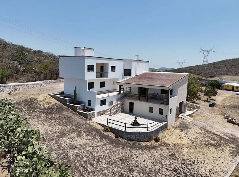 Maison 4 chambres 550 m² El Marques, Mexique