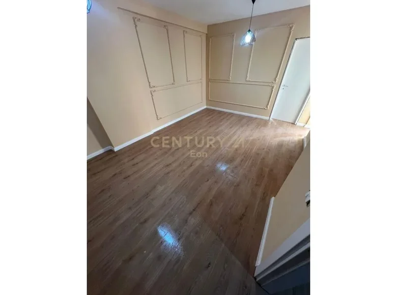 Mieszkanie 3 pokoi 86 m² Bashkia Durres, Albania