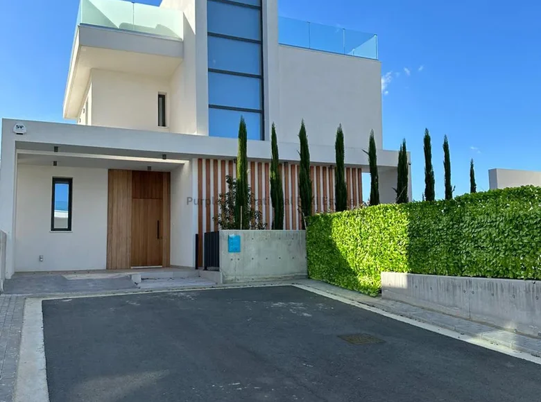 Villa de tres dormitorios 147 m² Paralimni, Chipre