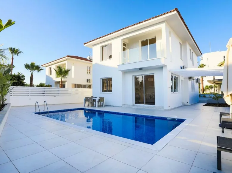 3 bedroom villa 175 m² Paralimni, Cyprus