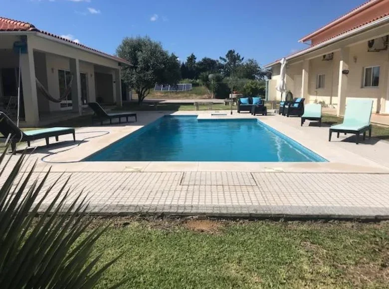 Atterrir 242 m² Soure, Portugal