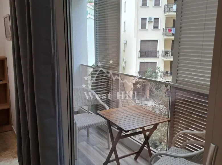 Apartment 32 m² Rafailovici, Montenegro