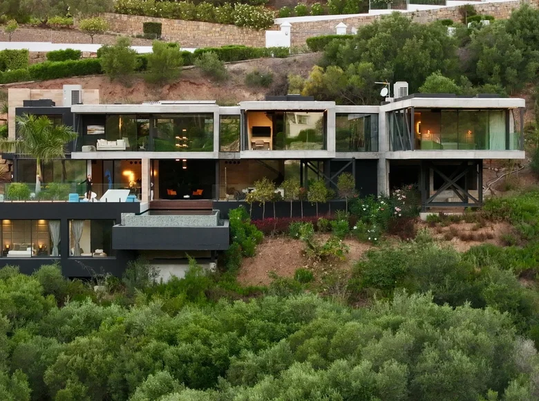 5 bedroom villa 815 m² Benahavis, Spain
