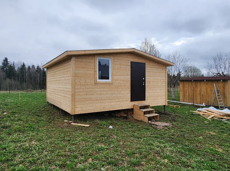 Земельные участки  Волосовское городское поселение, Россия