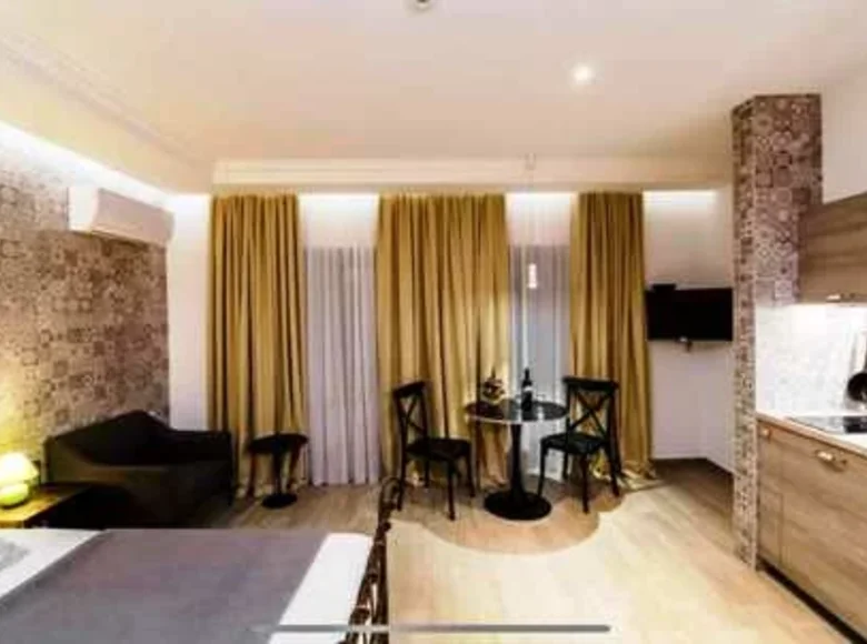 Flat for rent in Tbilisi, Sololaki