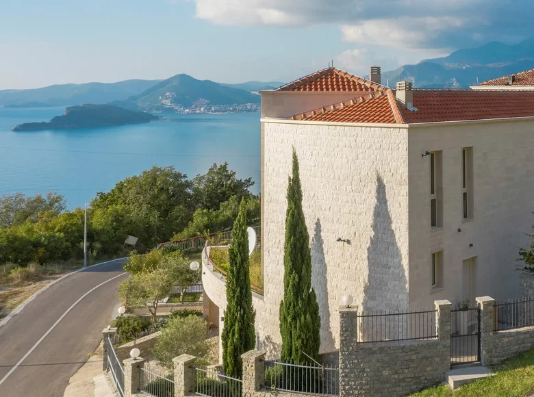 Willa 9 pokojów 600 m² Blizikuce, Czarnogóra