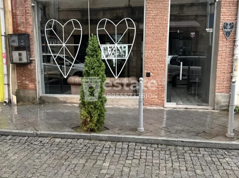 Коммерческое помещение 3 комнаты 84 м² в Батуми, Грузия