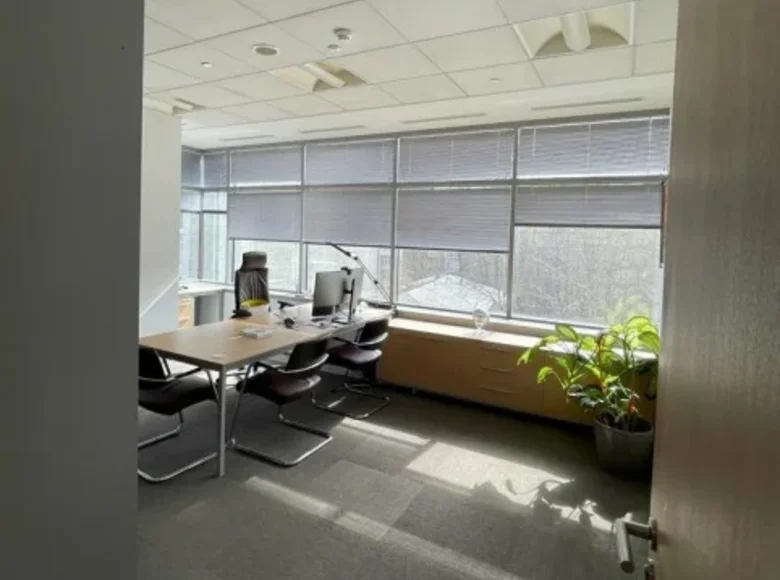 Office 1 399 m² in Moscow, Russia