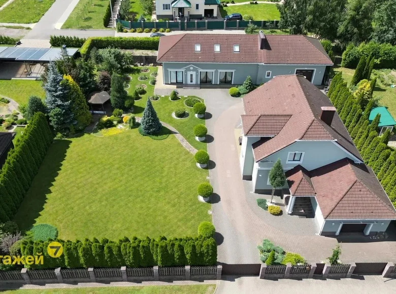 Ferienhaus 228 m² Barauljany, Belarus