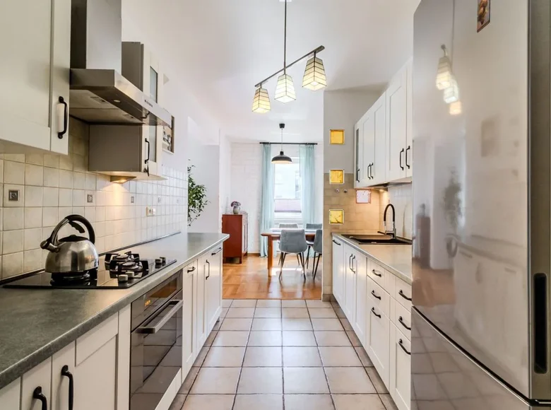 Квартира 3 комнаты 74 м² Варшава, Польша