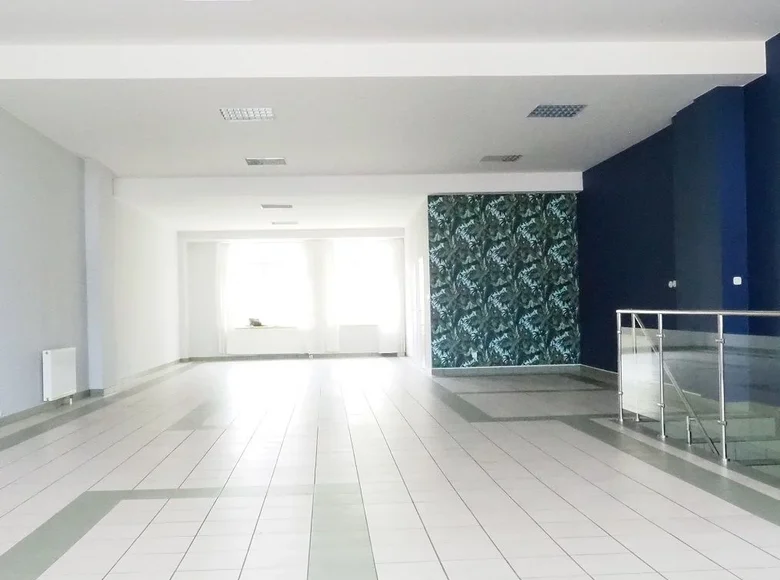 Коммерческое помещение 1 комната 160 м² в Варшаве, Польша
