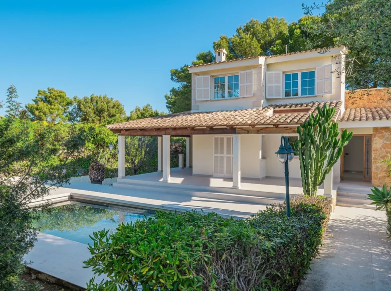 Schloss 4 Schlafzimmer 241 m² Santa Ponsa, Spanien