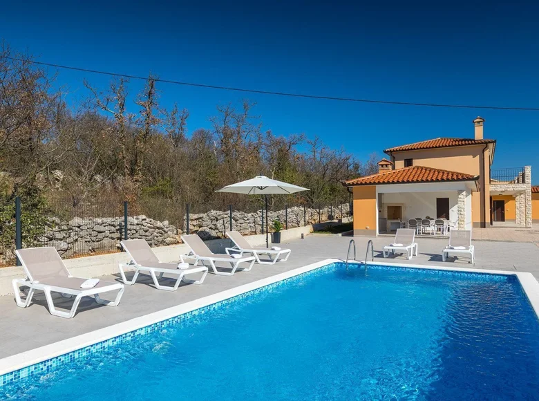 4 bedroom Villa 208 m² Rabac, Croatia