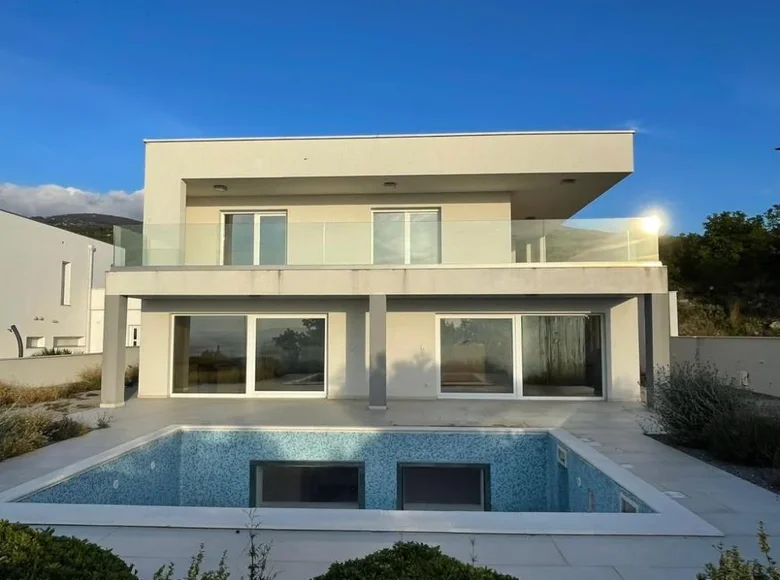 3 bedroom villa 280 m² Klenovica, Croatia