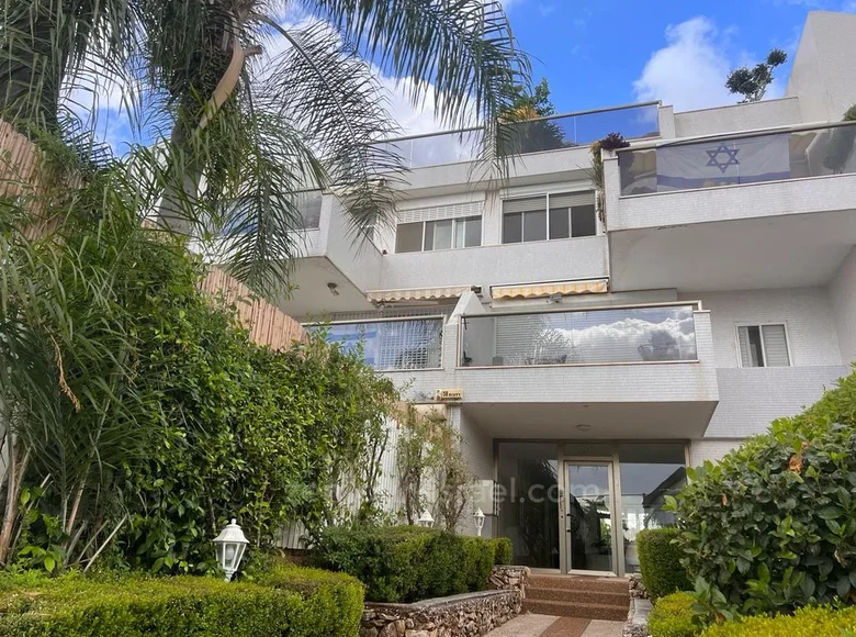 Apartamento 5 habitaciones 150 m² en Ra'anana, Israel