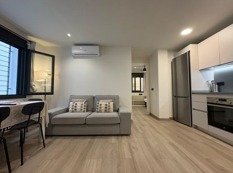 Квартира 2 спальни 55 м² Бланес, Испания