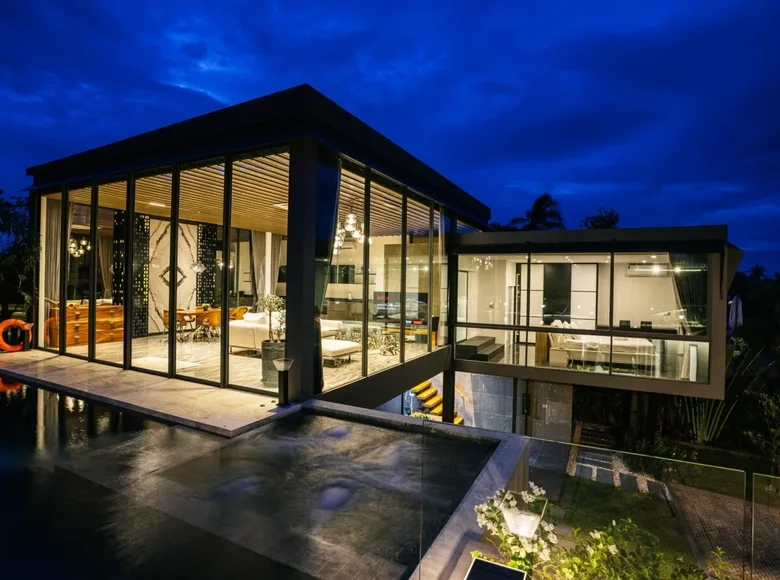 Вилла 4 комнаты 210 м² Чаенг Мон, Таиланд