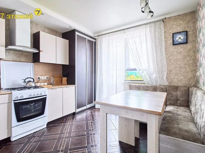 Wohnung 2 zimmer 63 m² Smaljawitschy, Belarus