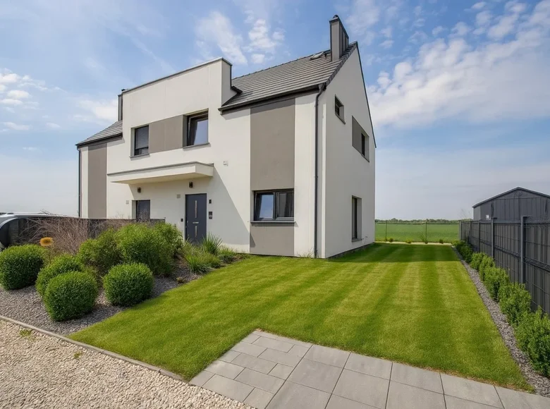 Mieszkanie 78 m² Gołuski, Polska