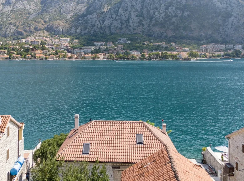 3 bedroom house 183 m² Muo, Montenegro