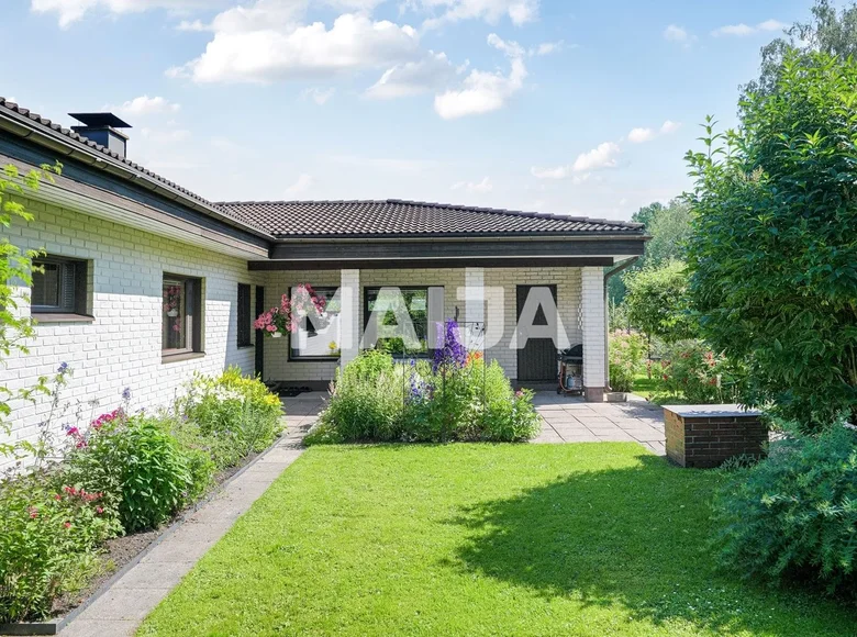 Dom 4 pokoi 137 m² Helsinki sub region, Finlandia