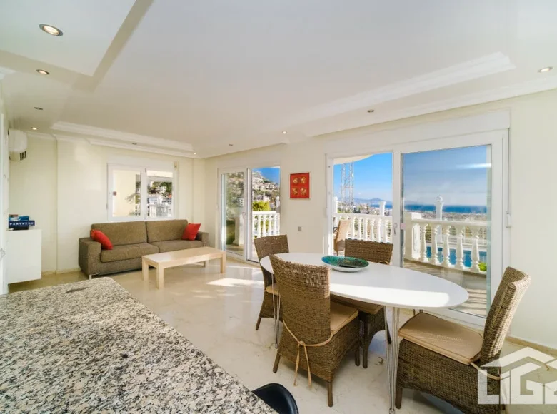 Willa 3 pokoi 125 m² Alanya, Turcja