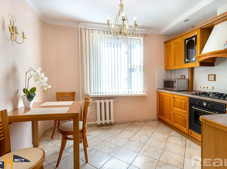 Wohnung 2 zimmer 64 m² Minsk, Belarus