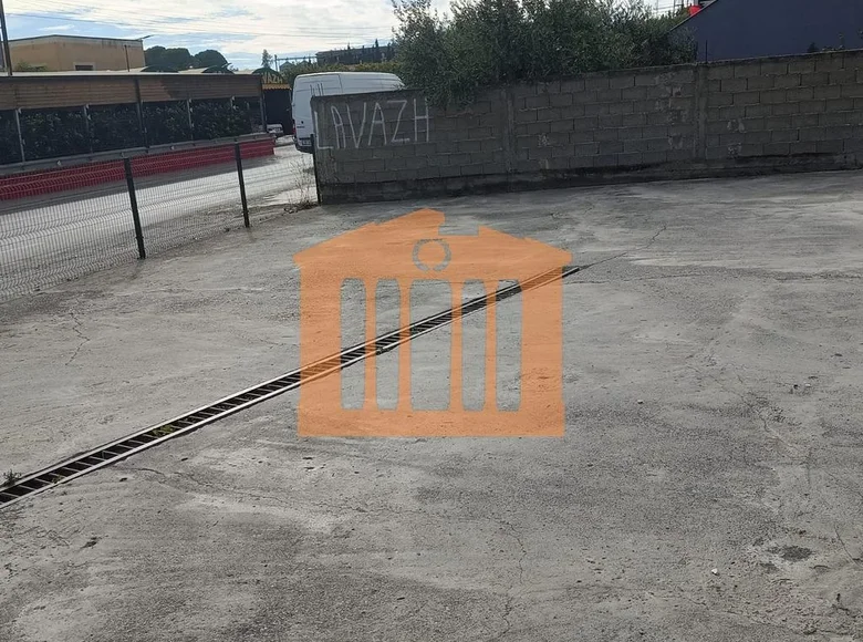 Manufacture 1 000 m² in Bashkia Durres, Albania