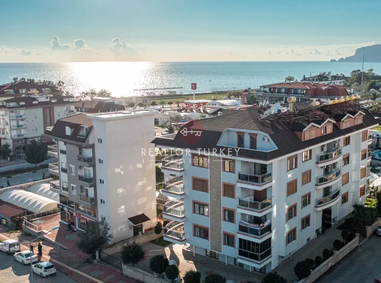 Mieszkanie 2 pokoi 360 m² Kestel, Turcja