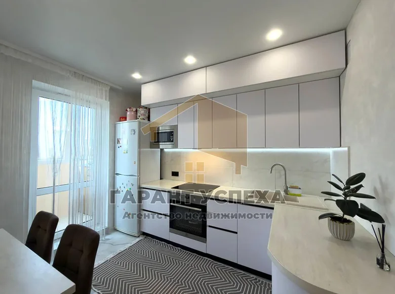 Apartamento 3 habitaciones 79 m² Muchaviecki sielski Saviet, Belarús