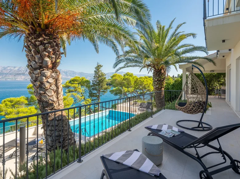 villa de 5 dormitorios 263 m² Croacia, Croacia