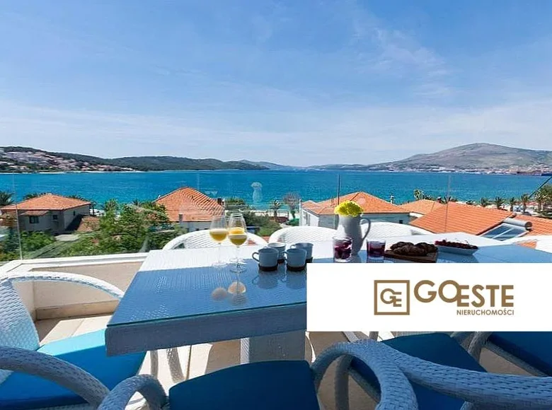 House 20 rooms Opcina Dezanovac, Croatia