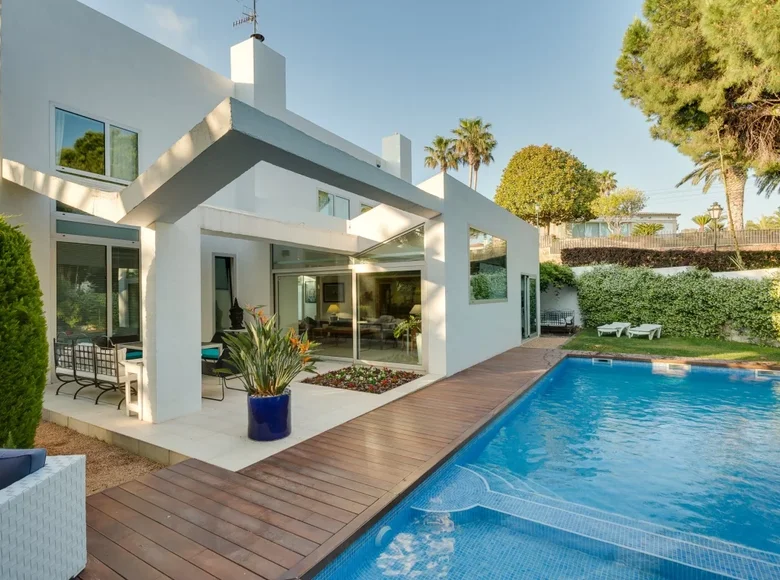 5 room house 205 m² in Balcon de la Costa Blanca, Spain