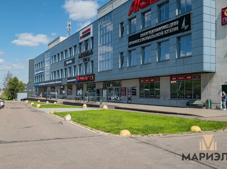 Shop 2 rooms 221 m² in Vialikaje Sciklieva, Belarus