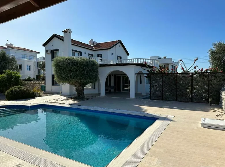 Villa de 5 pièces 180 m² Agios Amvrosios, Chypre du Nord