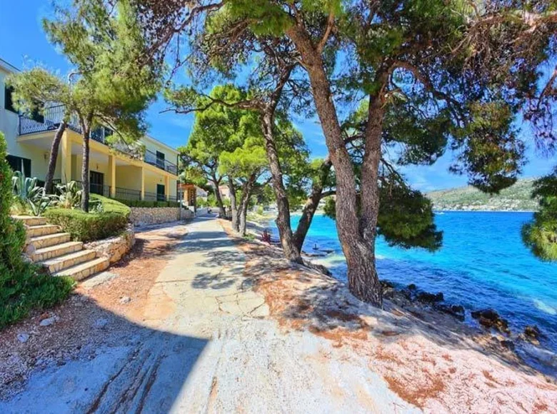 villa de 5 dormitorios 350 m² Croacia, Croacia
