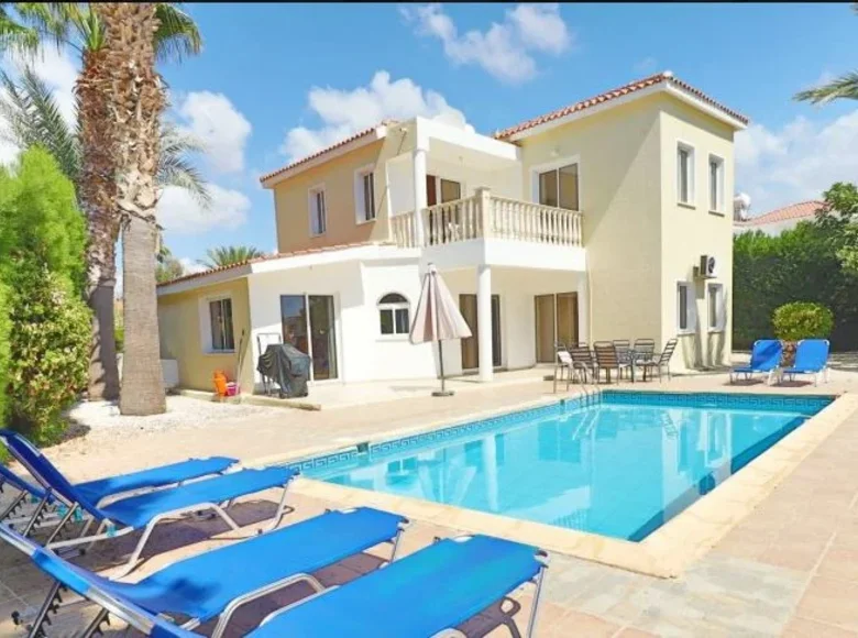 Casa 3 habitaciones 148 m² Peyia, Chipre