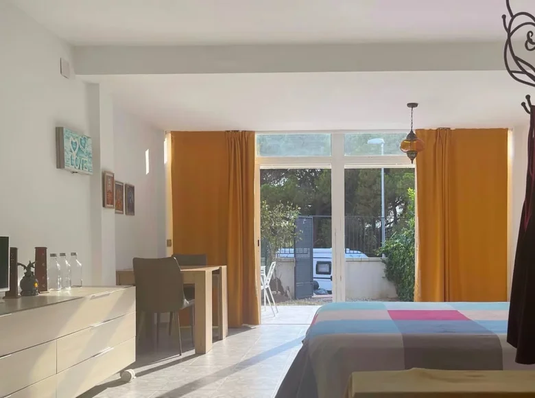 Квартира 1 спальня 40 м² Льорет-де-Мар, Испания