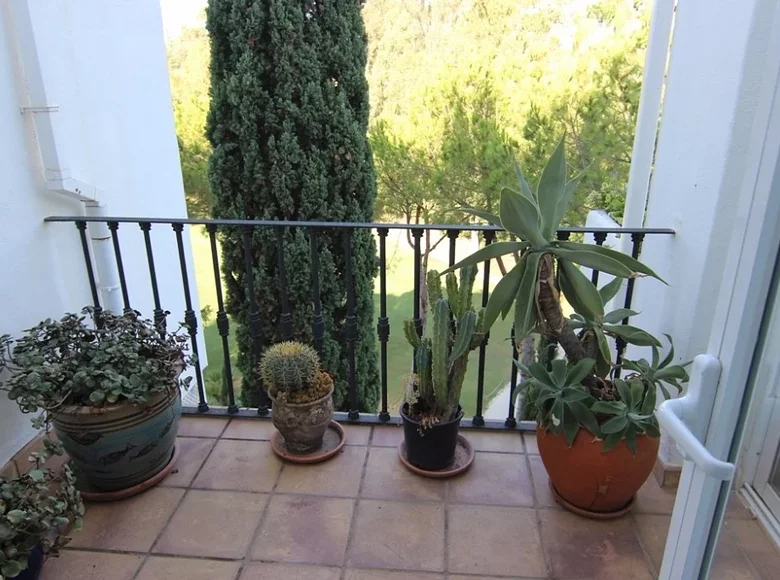 Mieszkanie 1 pokój 90 m² Benahavis, Hiszpania